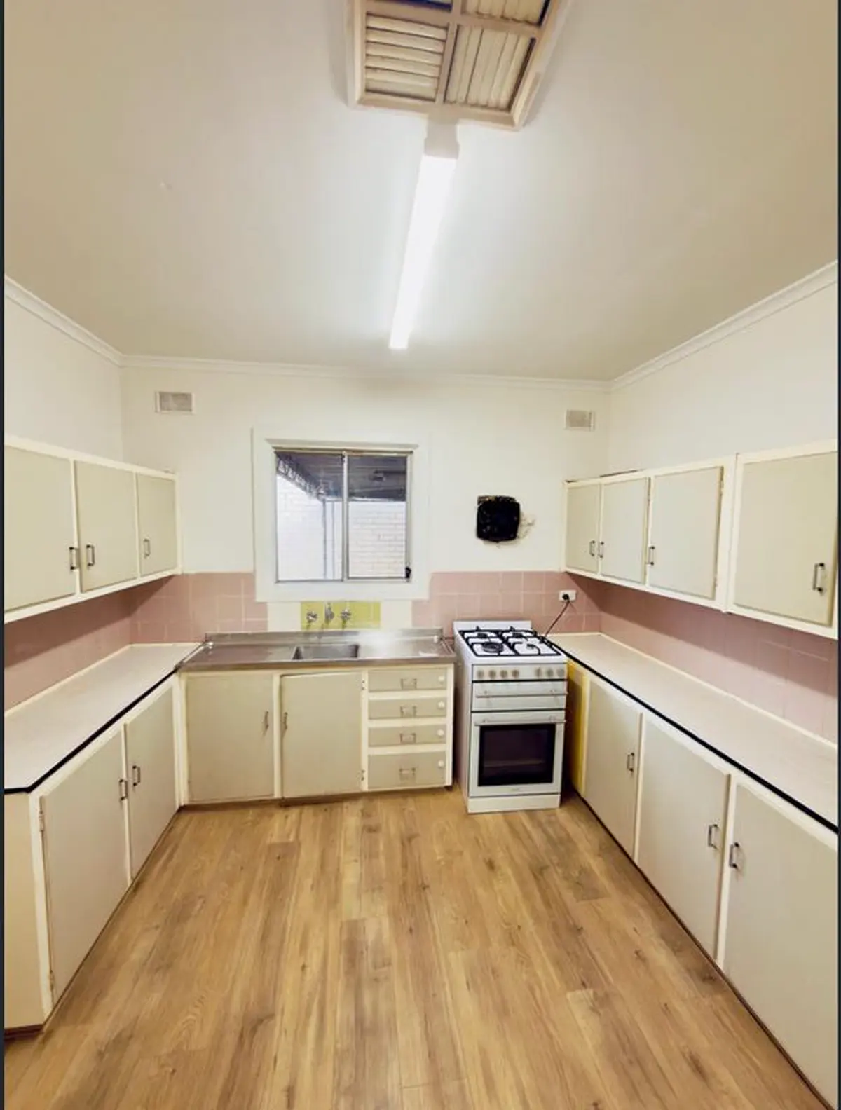 225 Hogarth Road, Elizabeth Grove, SA 5112, photo 6