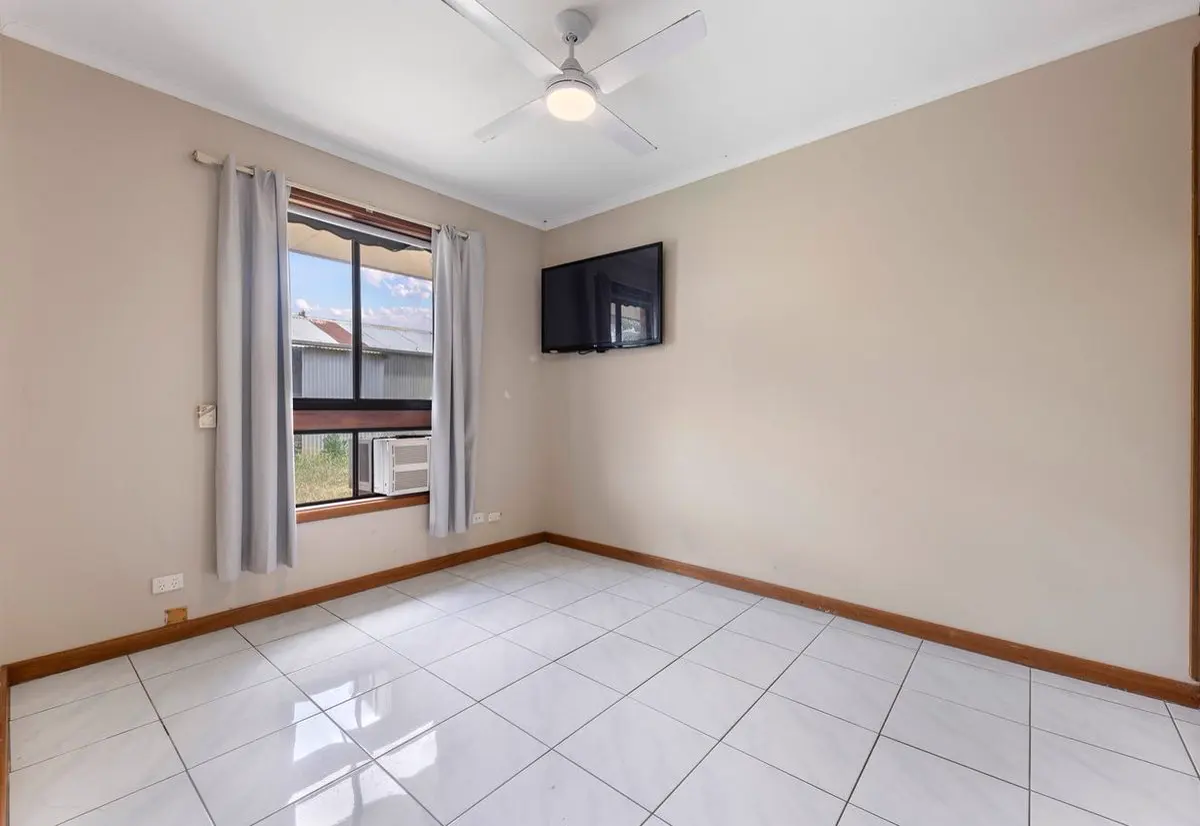 461 Fradd East Road Munno Para West, SA 5115, photo 5